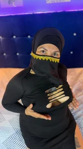 nadia_tarik welcome 🌺 Foto 3