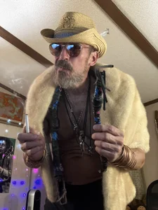 ibPMS PIMPIN' AIN'T EASY Pic 2