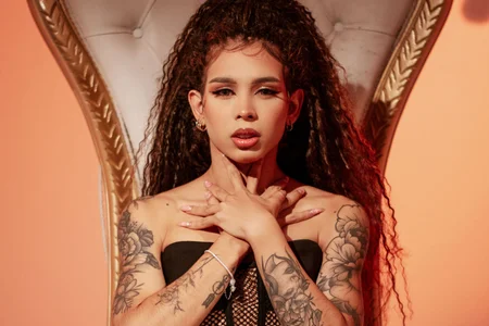 Samantha_Bernardo Queen of Hearts Hình