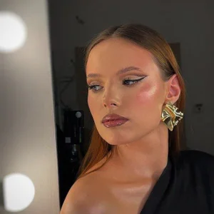 VenessaGuerri Public صورة واحدة|VenessaGuerri Public صورتان|VenessaGuerri Public  صور|VenessaGuerri Public  صورة