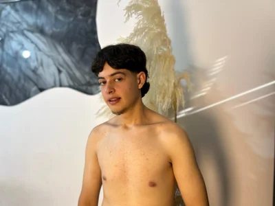 Public od EthanCross__  2 snímek