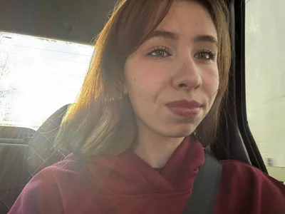 SerenaHawthorne Public Foto 2