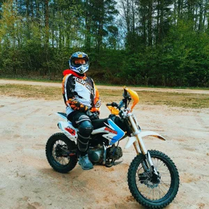 Queen_Sport Public صورة واحدة|Queen_Sport Public صورتان|Queen_Sport Public  صور|Queen_Sport Public  صورة