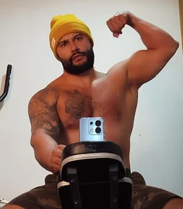 Luke__09 a great gentleman Pic 6