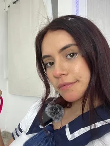 Public od NaomiStar1  5 snímek