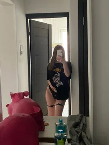 ClaraSweet_ Public Pic 5