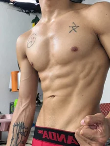 Andrew_hornyboy Public  5টি ছবি