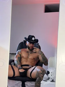 Frank_FarrellHalloween图片 5