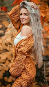 hunters_woman Public Immagine  4