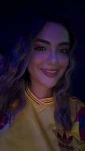 IsabellaaJoness ME 06/20 Gambar