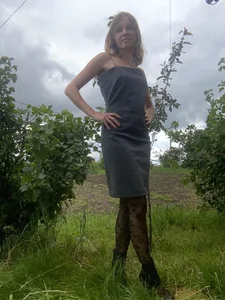 Anita-Smith Outdoor photography in the garden Gambar 7