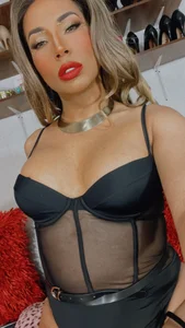 sashasweethot: Blonde 🖤🐈‍⬛♣️ ( 5 фото)