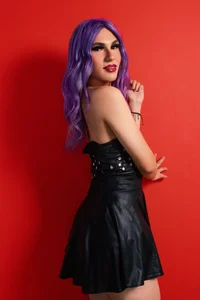 DOLL_LUCIANA_Public Bild 2