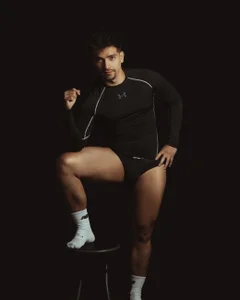 Ian_Daviz January 🔥 Pic