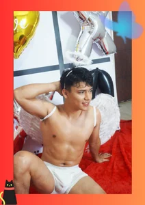 Very happy Valentin my loves ❤️‍🔥💋 de Liam_Chameliam  7 photos