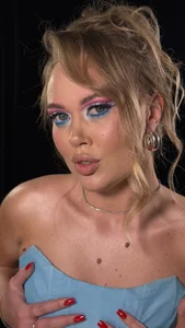 HannahWillow 🍭 Pic 2