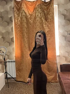 KellyMur_ Public Pic 5