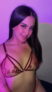 Mia_Collins_21 Public Pic 5