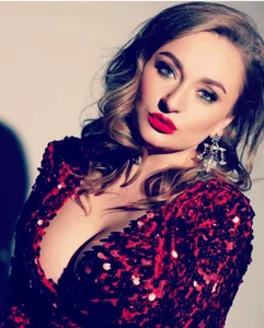 Kseniya_ Public Hình 4