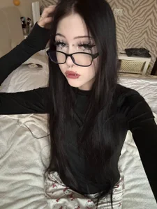 SugarBunny18 Public Pic 7