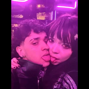 Public de vampire_sinners  4 Imagens