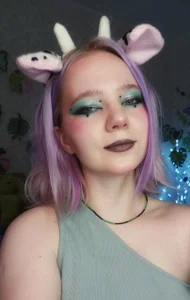 mariel_a_gold my images Pic 3