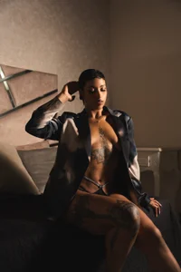 LollaByer Fancy mammaa Pic 3