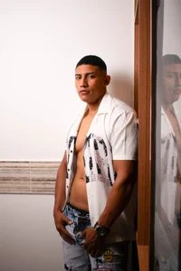 Dany_Big_Cock WHAT PERFUME DO YOU THINK I'M WEARING? Pic 3