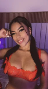 Charlotreid_'s I like the color red ❤️🫶🏼 Sex Photo 1
