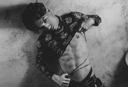 dean_scott Black and White Pic 4