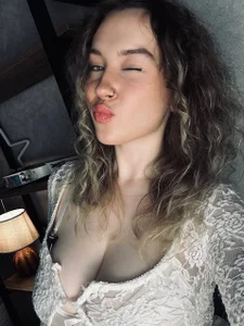 Anna_Carters: Public ( 6 фото)