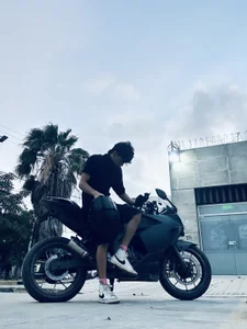 alice_julls Public Pic 5