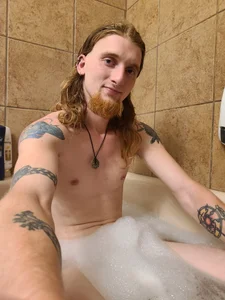 Drakecloude96s XXX nøgenfoto 9