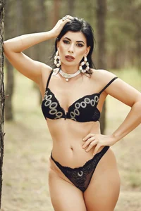 StunnigArt hot new Pic 2