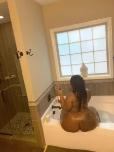 Slutbaby_ Public Foto 7