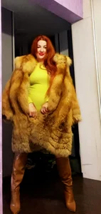 KiraXTenderのfor fur coat lovers 🥰の 2枚の写真