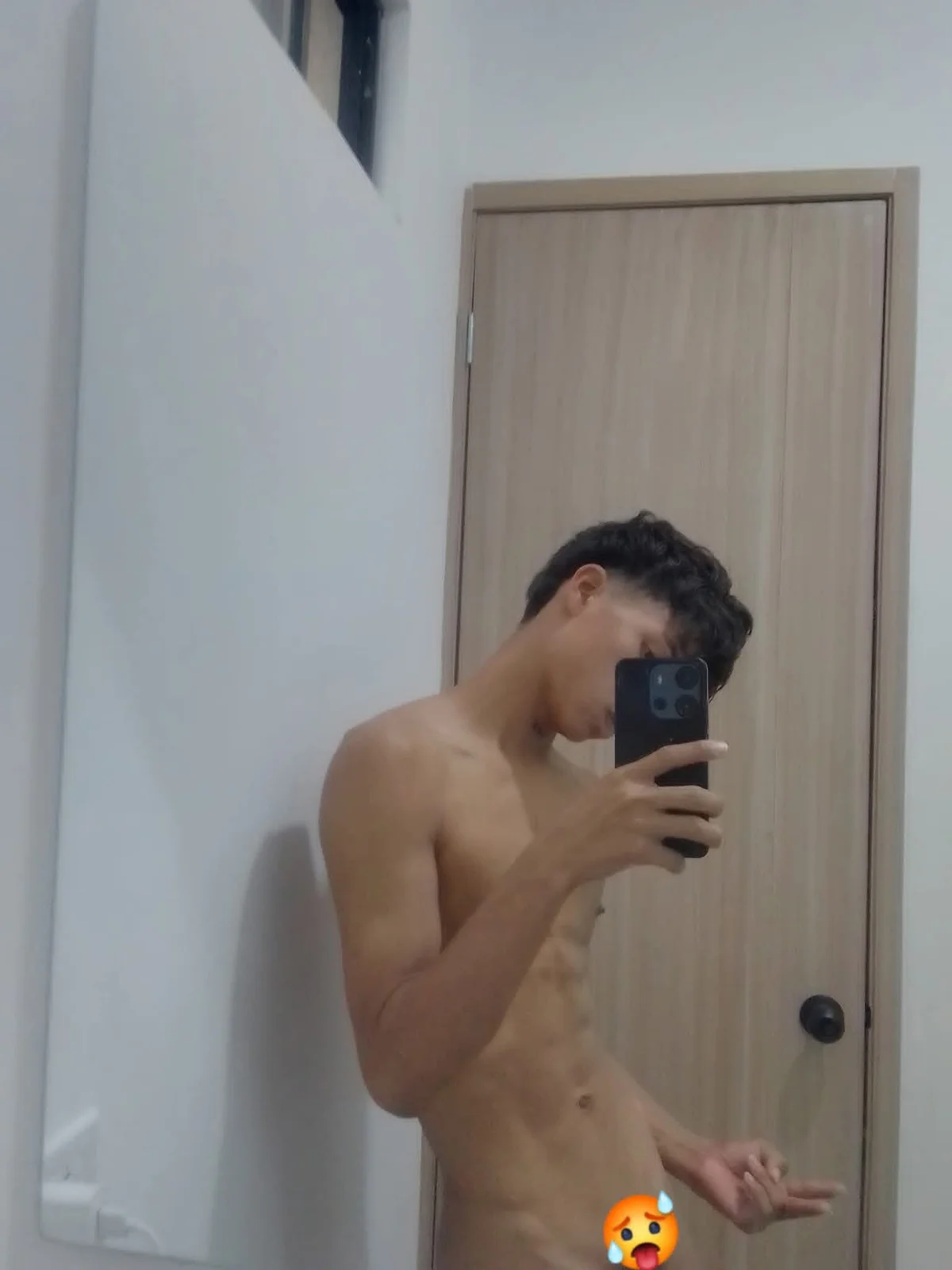 Трендове зображення  375 EMPIRE_BOYS1