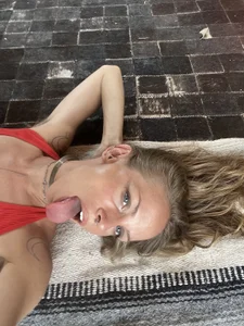 Tongue :P de haley_diosita Foto