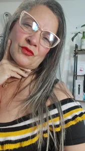 miisevvie_: Delicious mature 🔥😏 ( 2 фото)