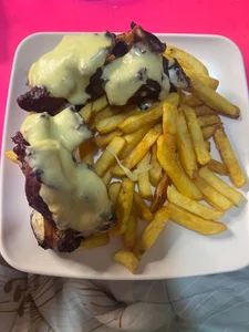 Food, travel, and unique moments od Alaia_Blosson  snímek