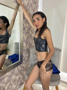 luciana_daza Public Pic 2