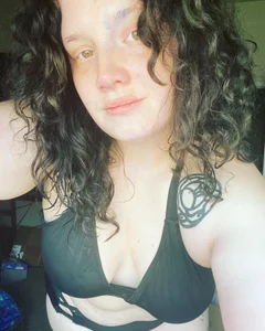 Thiccums-the-Goddess's photo