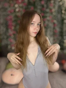 Petite_Polly sweet bunny sin 🍒 Pic 3