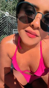 Emma_Laurent_ Public slika 5