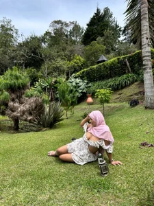 Amira-Zahra Picnic day ❤️‍🔥 Immagine  4