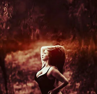 LiyaSilvePublic Bild 2