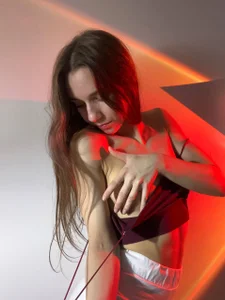 PetraHambelton Cutie Pic 5