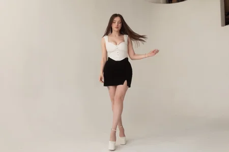 Eva_Saylor Public Hình 2