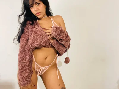 AllisonCatUwU Pinky Bear Foto 3