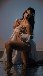 kassia_kim Golden Muse ✨ Pic 6